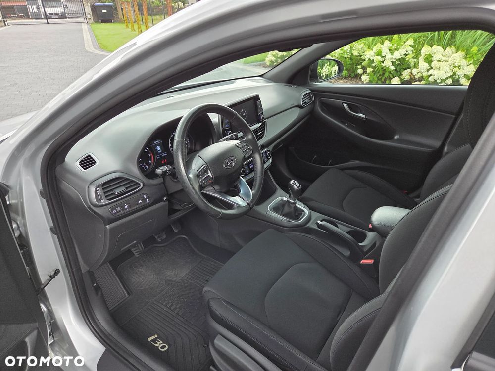 Hyundai i30 1.4 T-GDI GO Plus - 10
