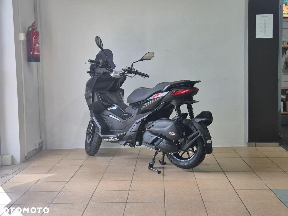 Aprilia SR - 5