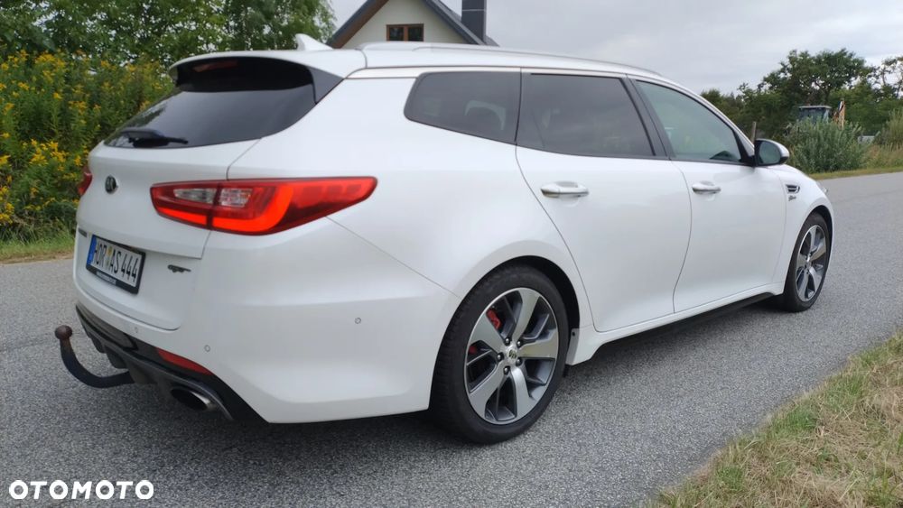 Kia Optima 2.0 T-GDI GT - 14