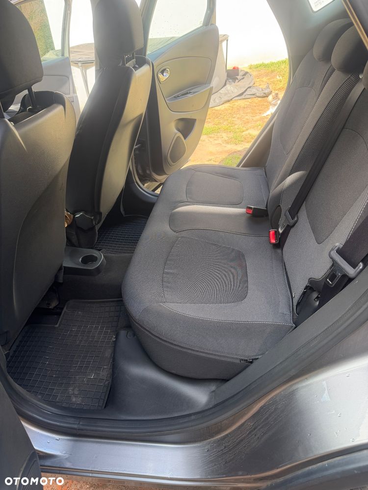 Renault Captur 1.5 dCi Energy Zen - 16