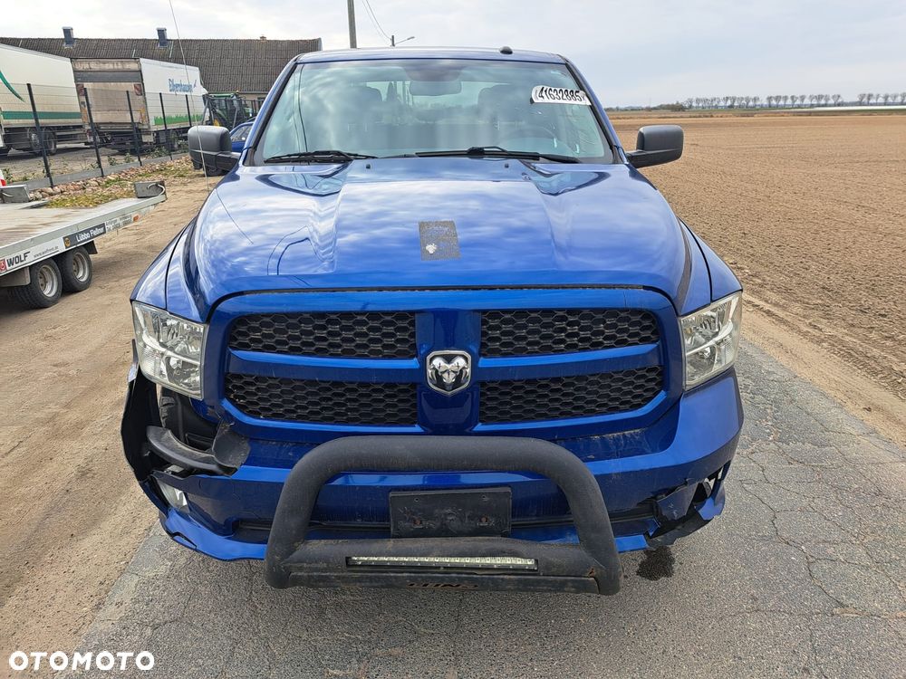 Dodge RAM 5.7 4x4 - 2