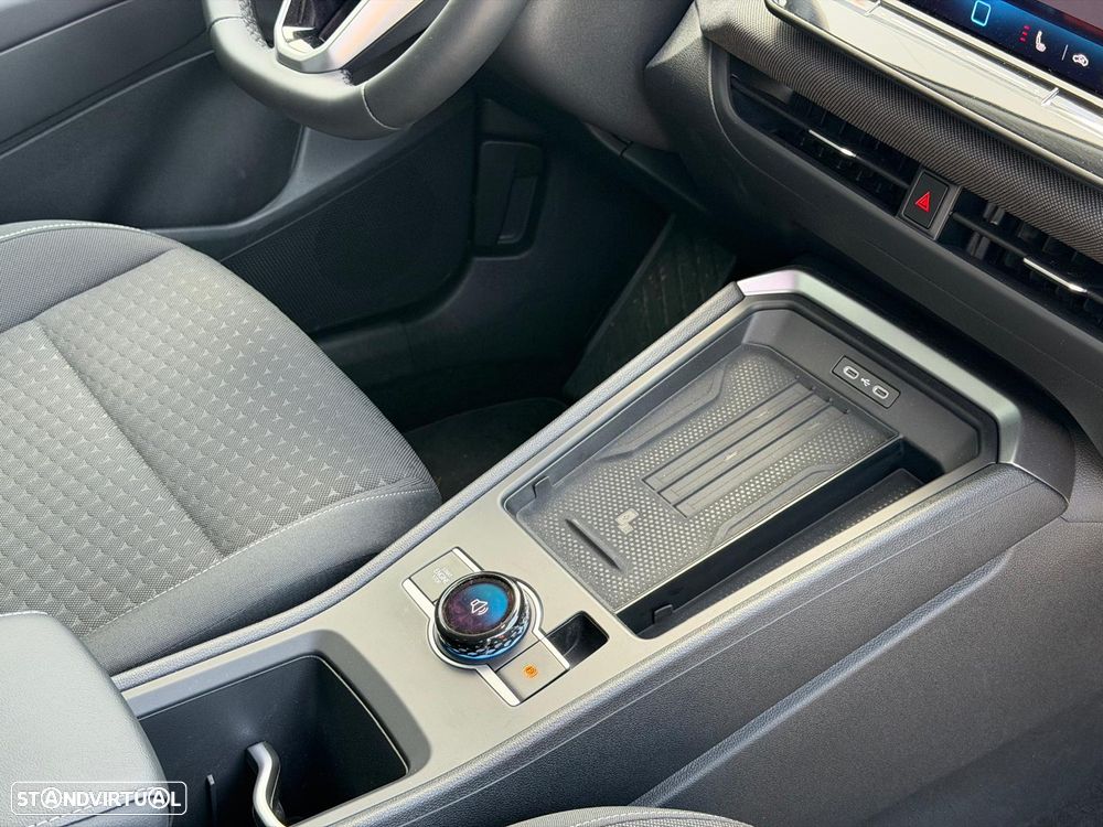 VW T-Roc 1.5 eTSI Life DSG - 13