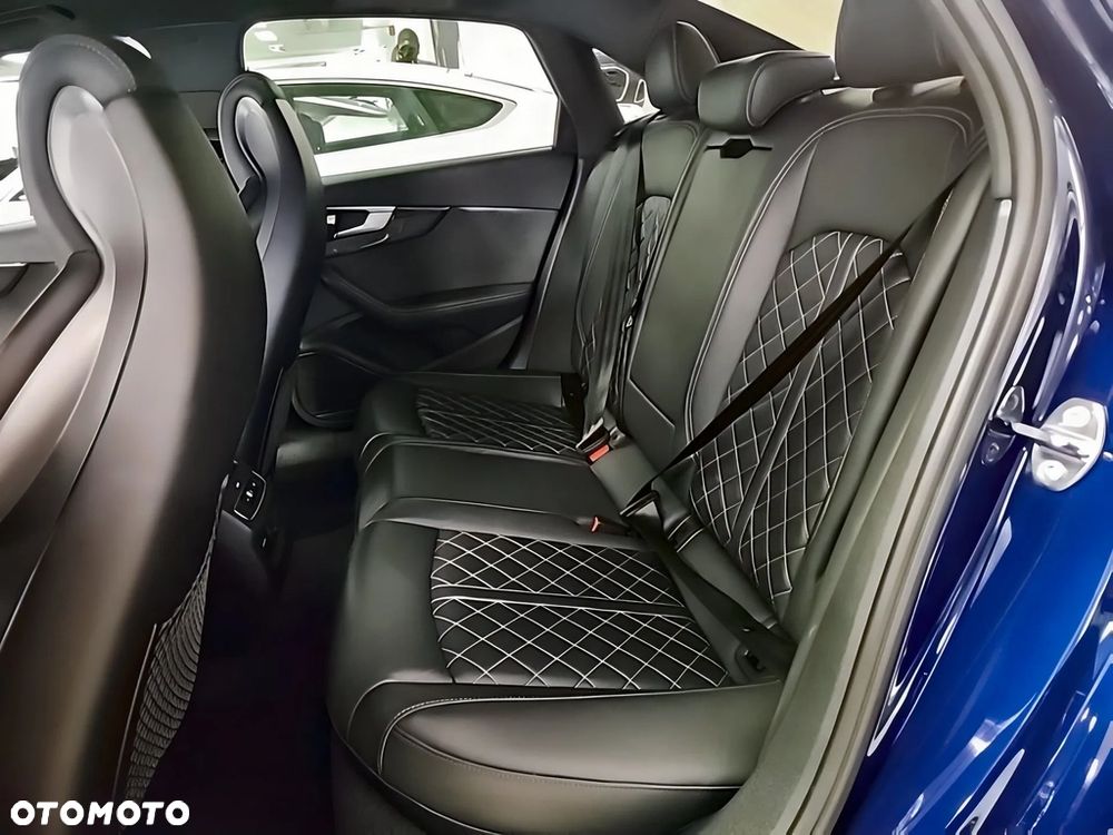 Audi S4 Limousine - 13
