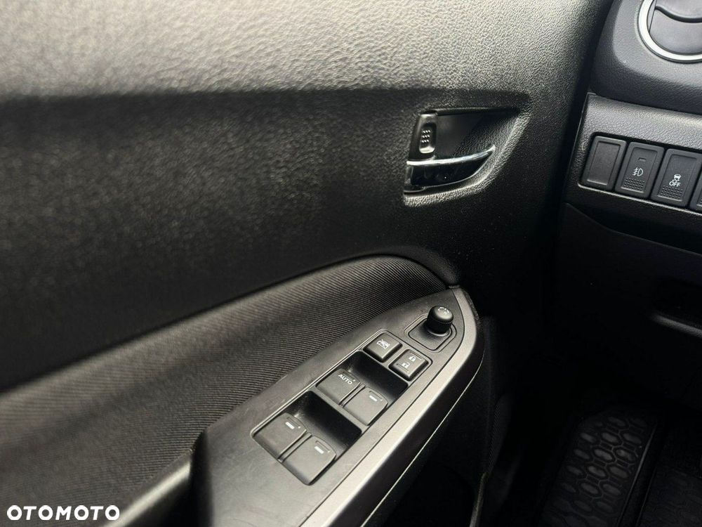 Suzuki Vitara - 8