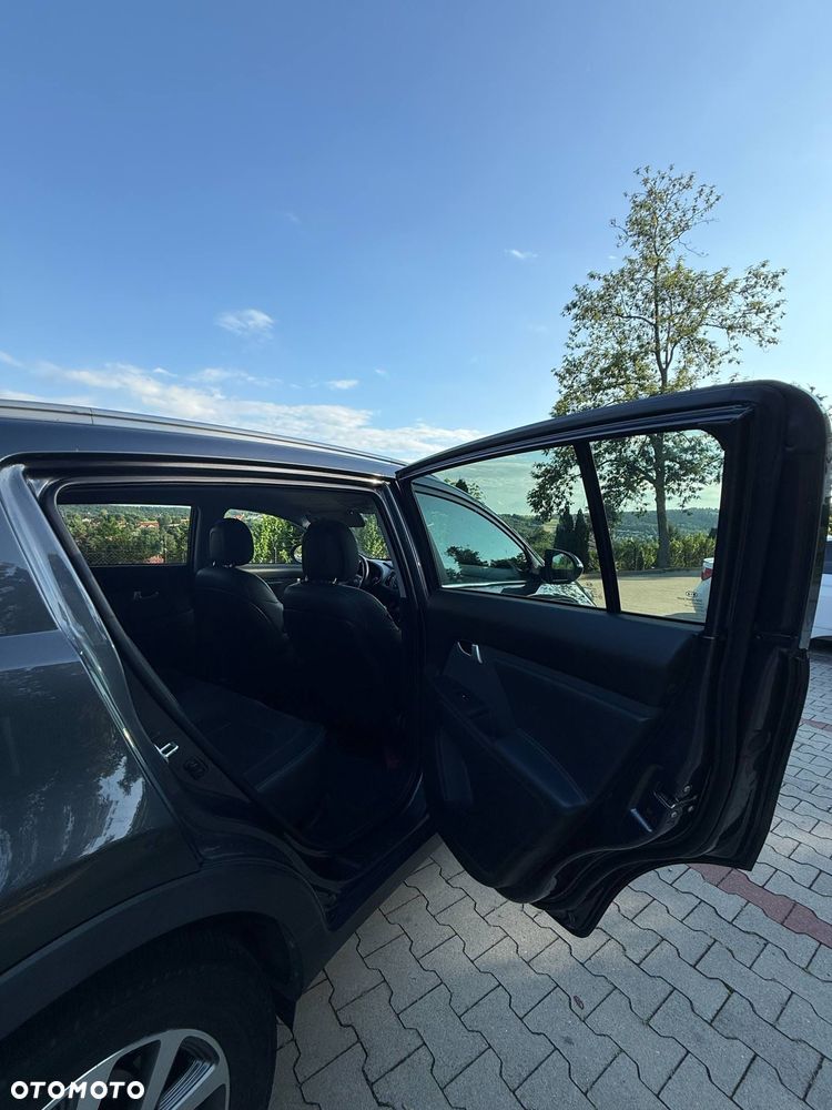 Kia Sportage 1.6 GDI 2WD ISG Dream-Team Edition - 19