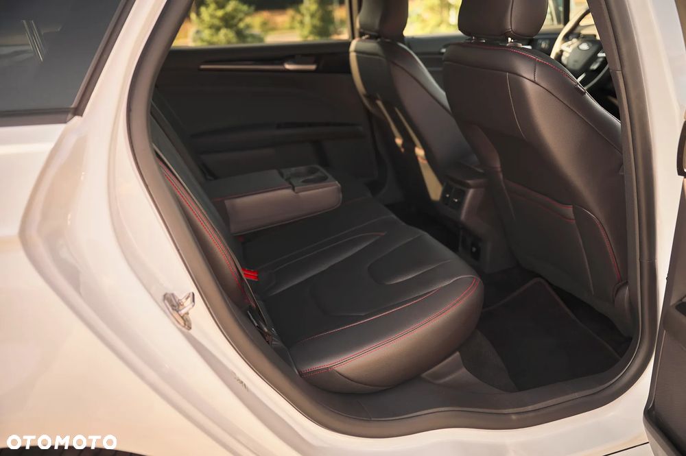 Ford Mondeo 2.0 EcoBlue ST-Line - 21