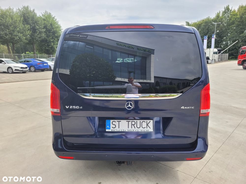 Mercedes-Benz Klasa V 250 d 4-Matic Avantgarde 7G-Tronic (d³ugi) - 8