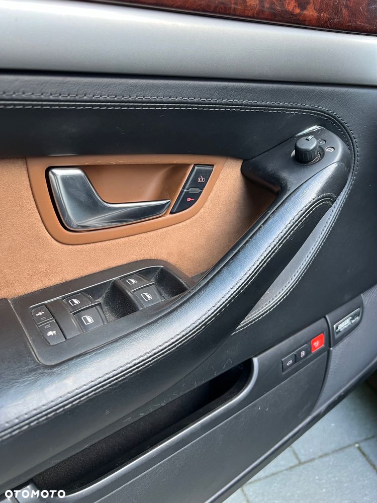 Audi A8 4.2 TDI L Quattro - 12