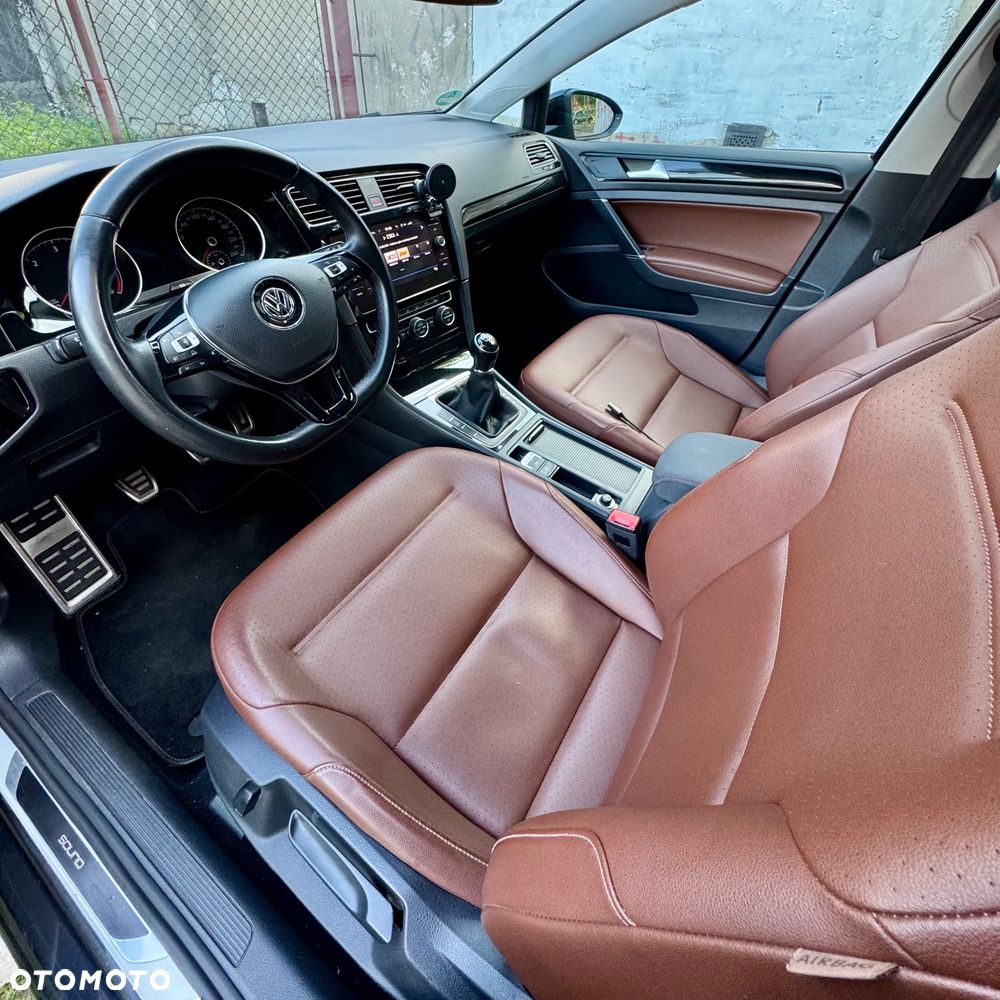 Volkswagen Golf 1.6 TDI Sound - 3
