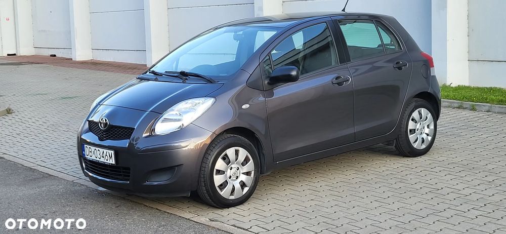 Toyota Yaris 1.0 Entry - 3