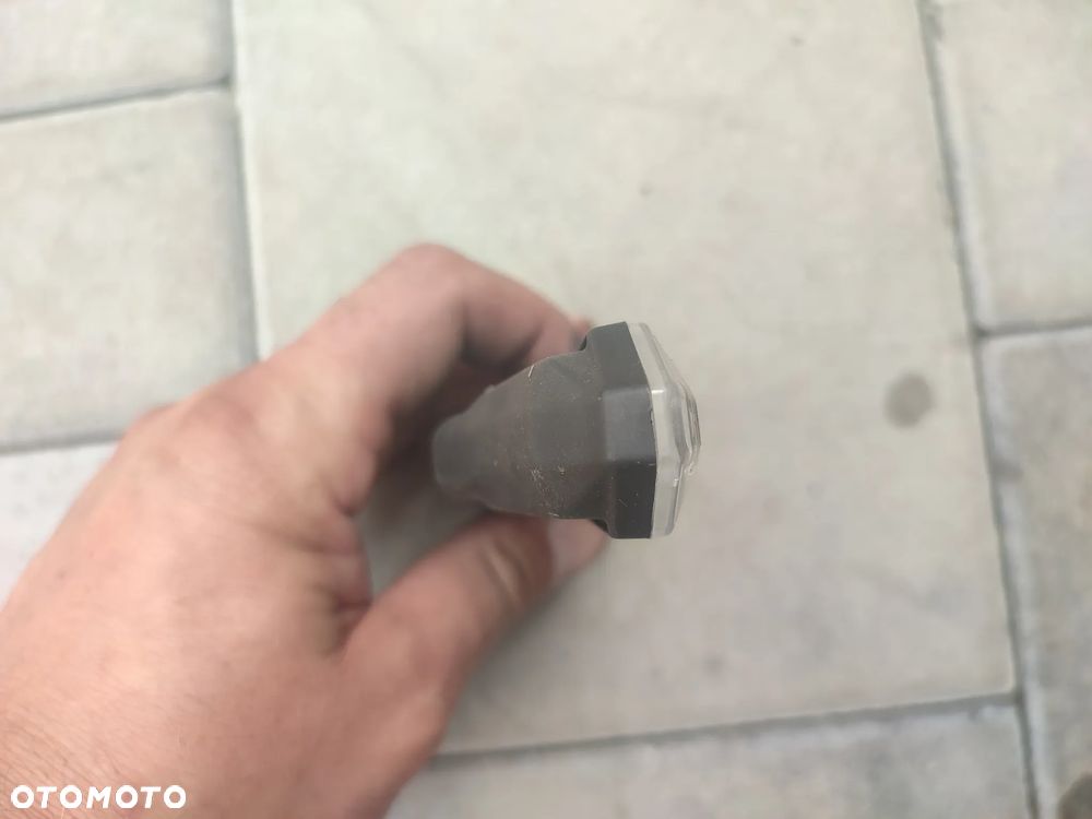 Kierunkowskaz lewy tył Kawasaki Z900 - 4