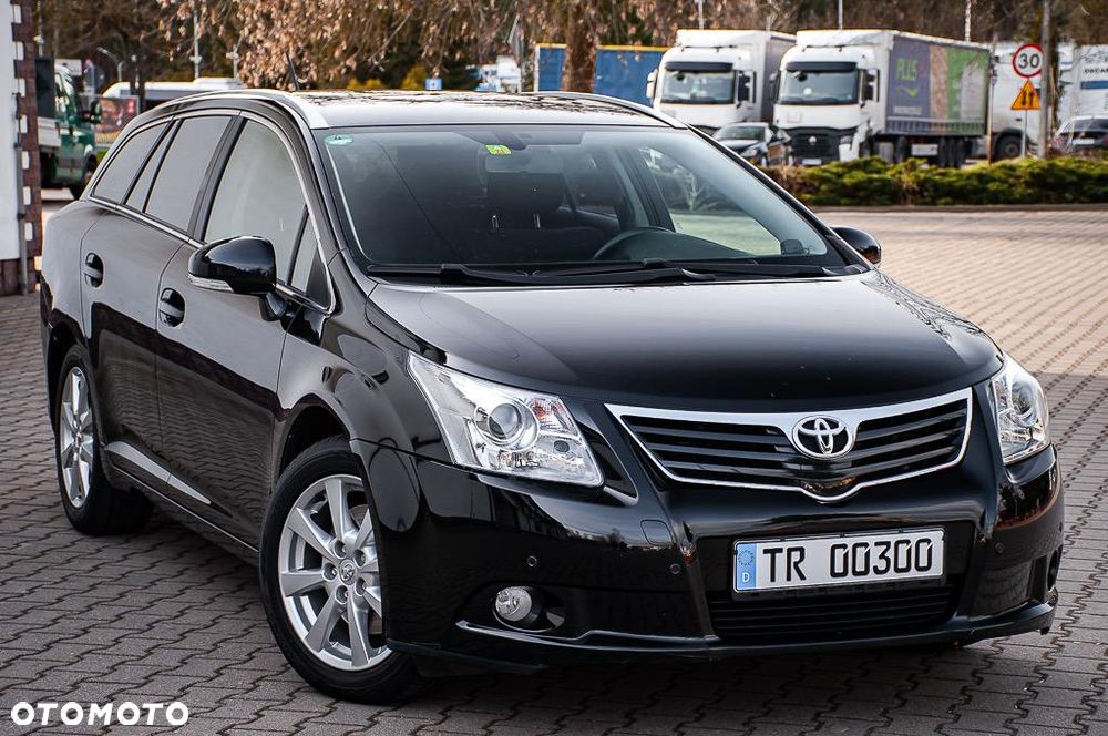 Toyota Avensis 2.2 D-4D X - 14