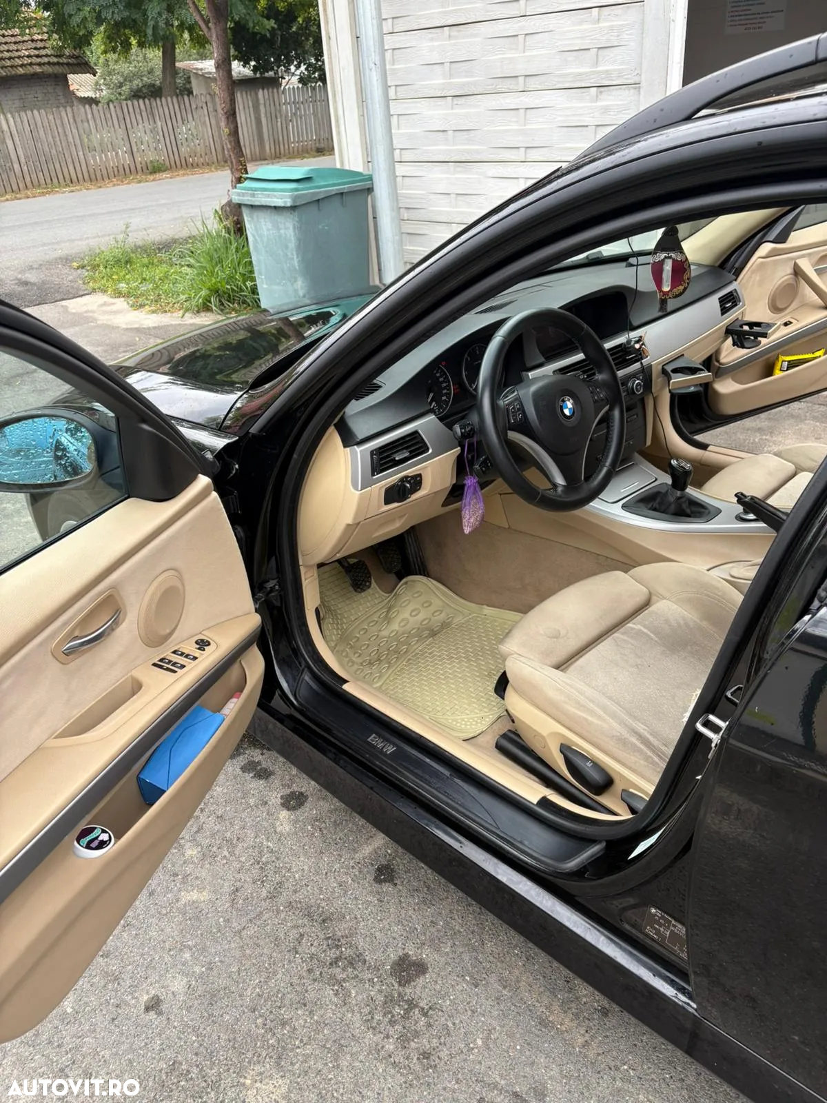 BMW Seria 3 320d Touring - 3