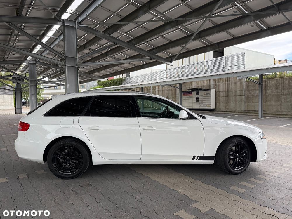 Audi A4 Avant 2.0 TDI DPF Attraction - 6