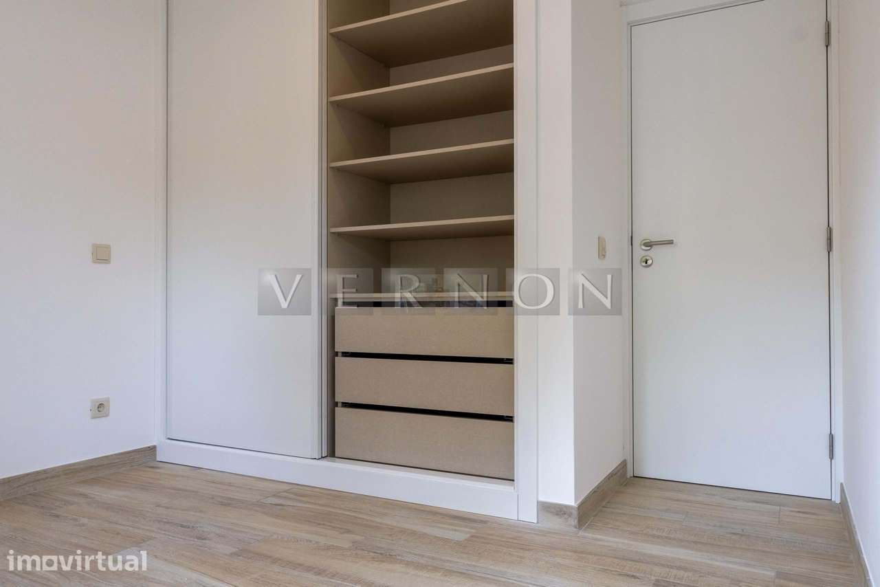 Apartamento T1 no R/Chão renovado no centro da cidade de Silves - Grande imagem: 4/24