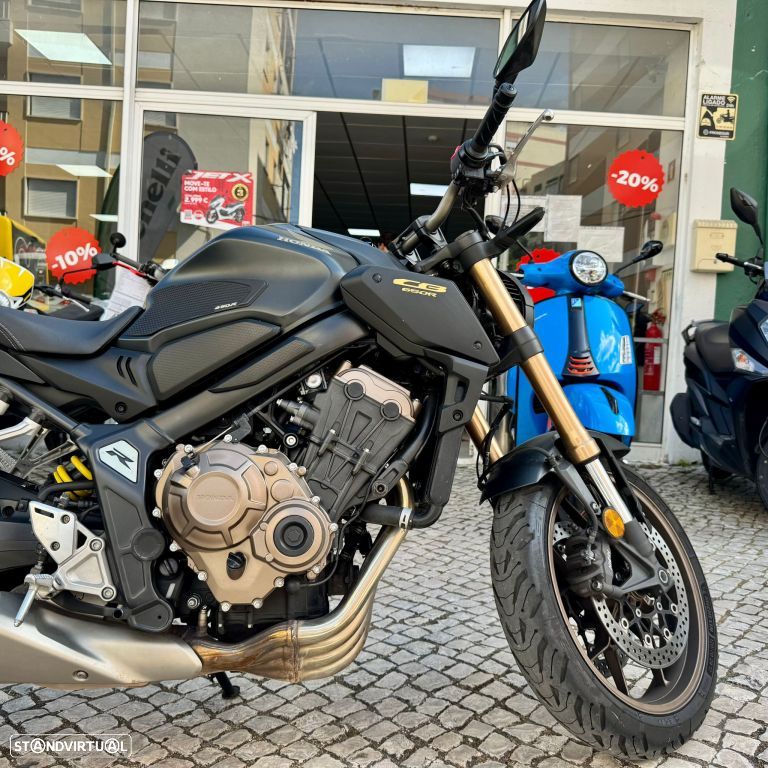 Honda CB 650 RA - 22