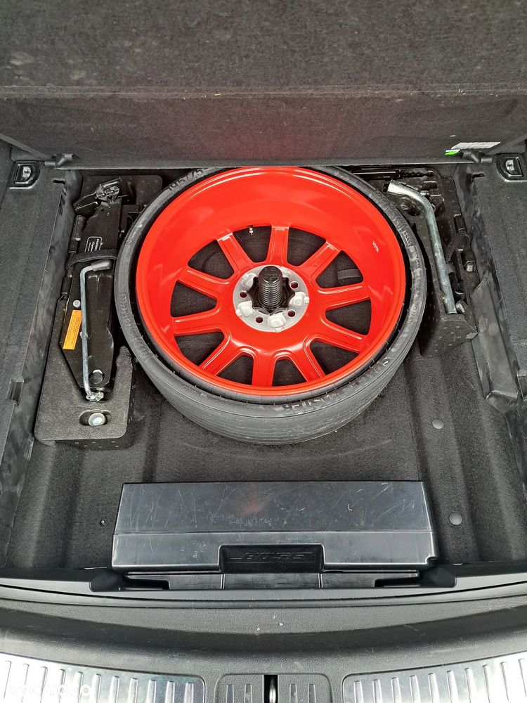 Porsche Macan Turbo PDK - 23