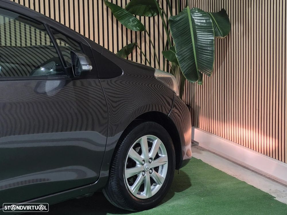 Toyota Yaris 1.0 VVT-i Comfort+P.Style - 6