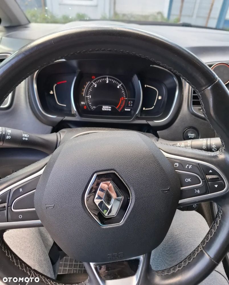 Renault Scenic - 12