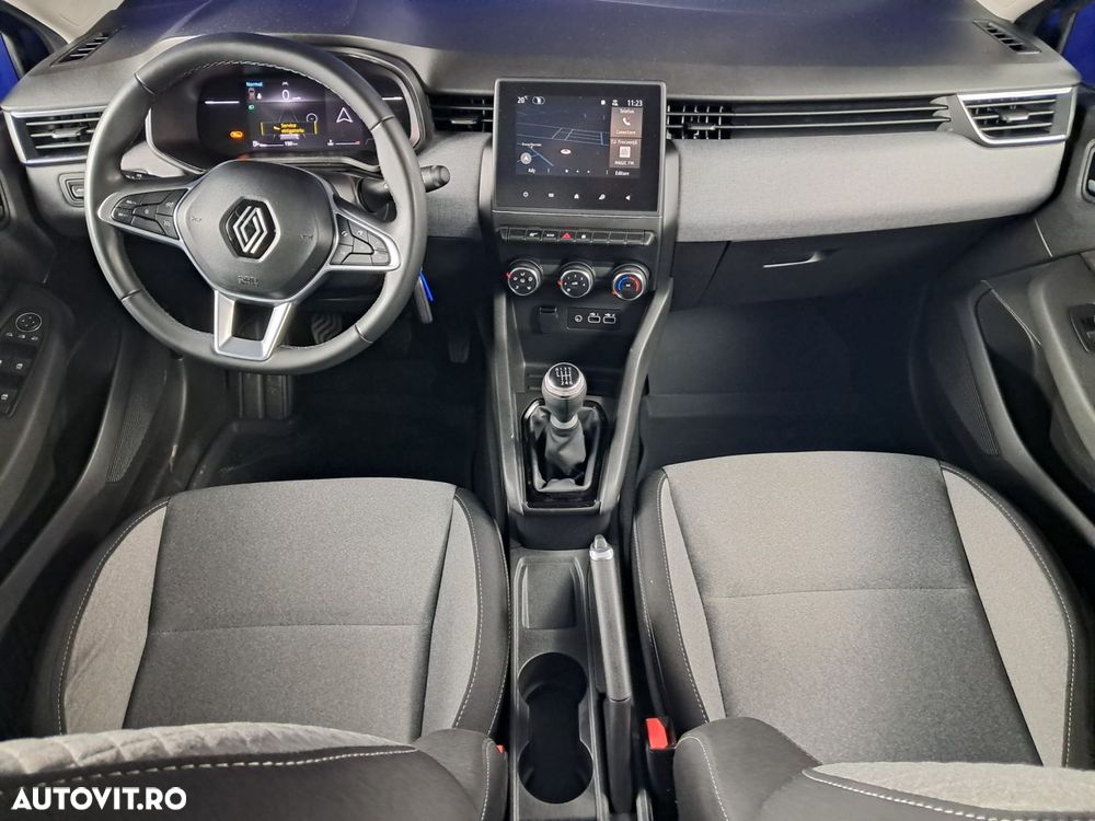 Renault Clio - 12