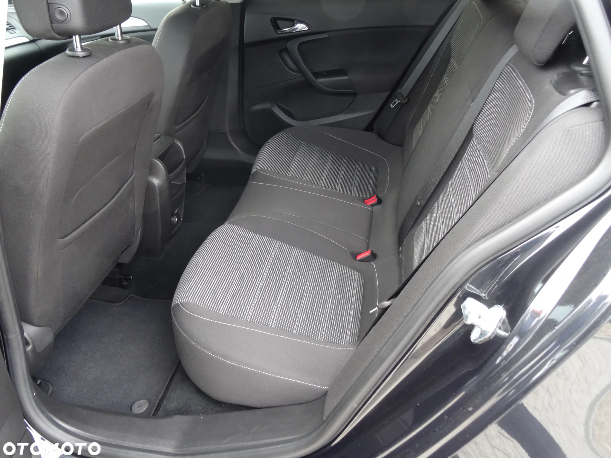 Opel Insignia 2.0 CDTI automatik Edition - 17