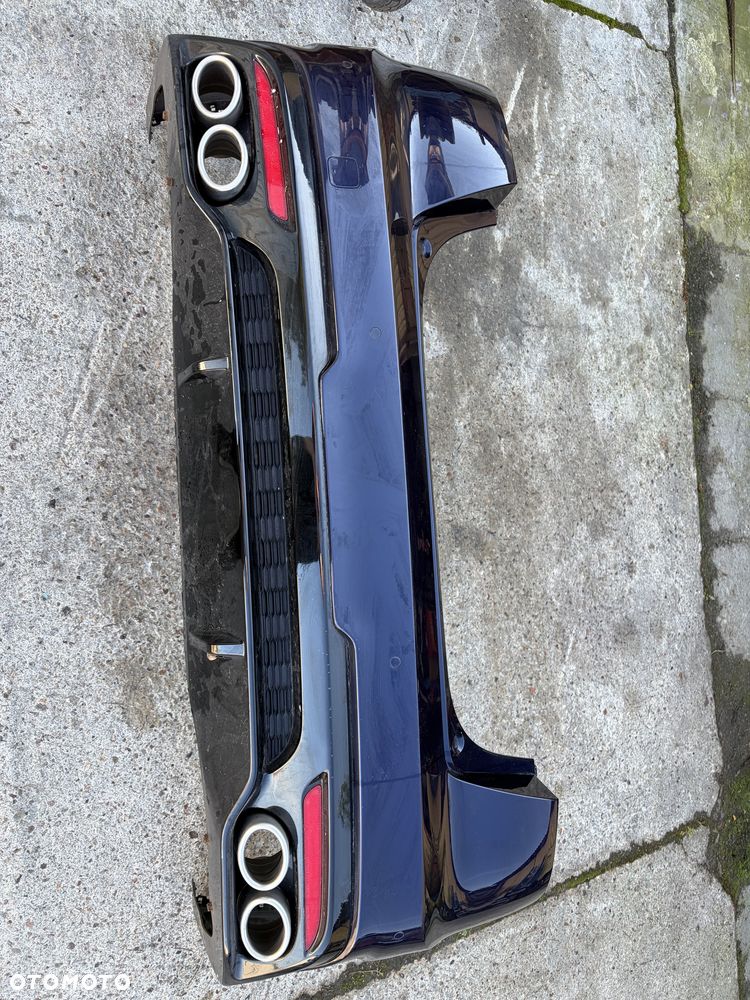 Zderzak tylny Kia Stinger gt 17+ PDC kompletny kolor. D9B - 2