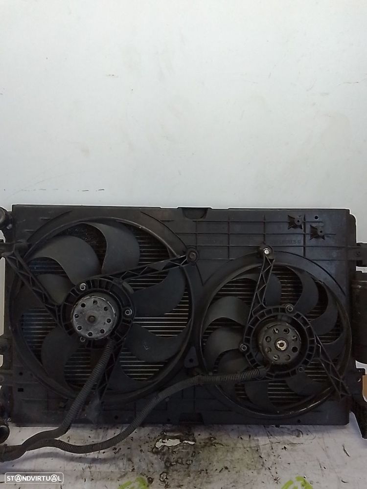 Radiador Da Água Volkswagen Golf Iv (1J1) - 1