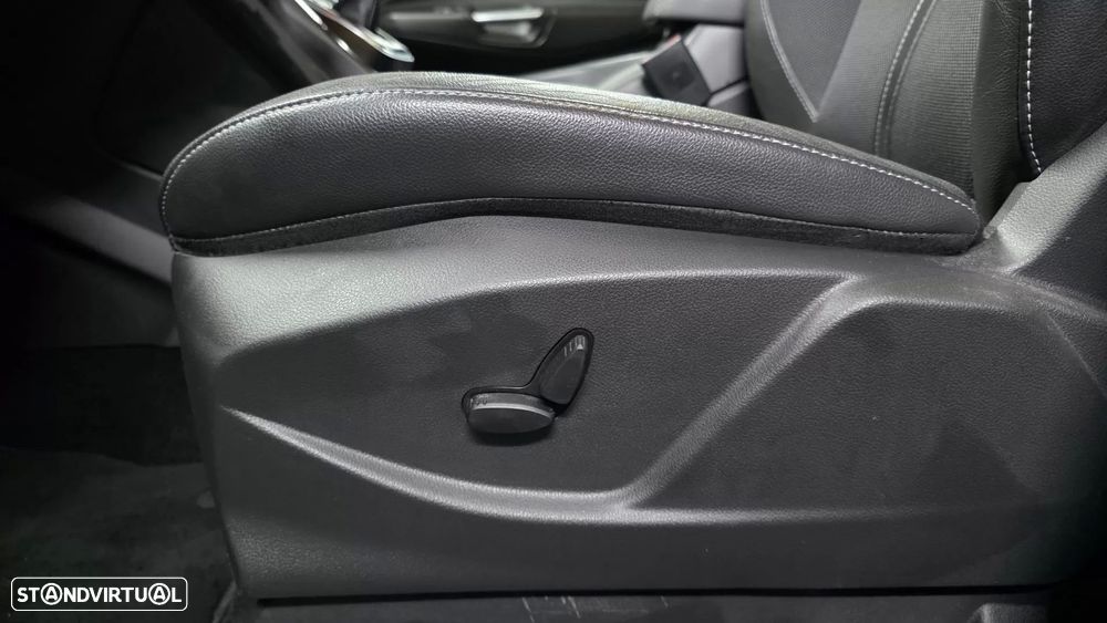 Ford C-Max 1.0 SCTi Titanium S/S - 20