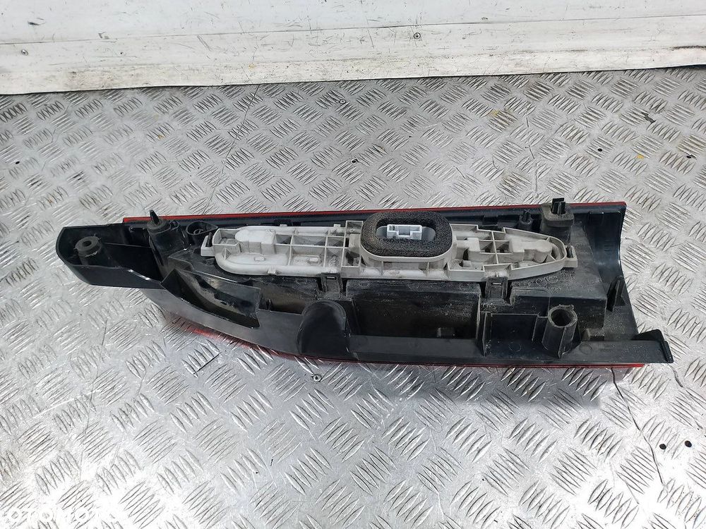 LAMPA TYLNA LEWA CITROEN BERLINGO II - 5