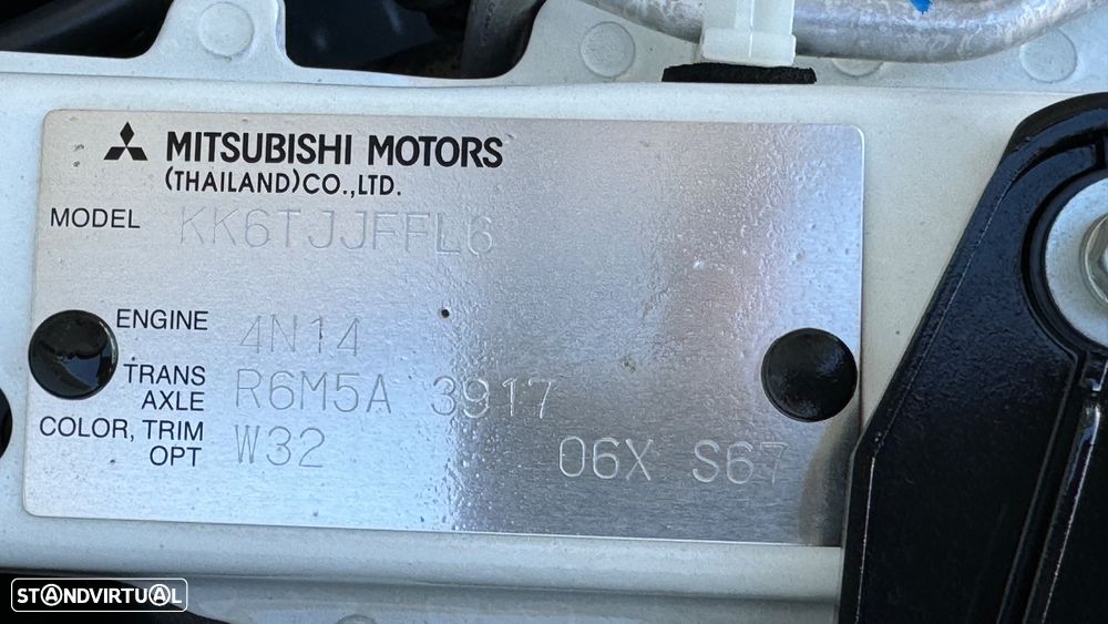 Mitsubishi L-200 Cabine dupla 4X2 - 32