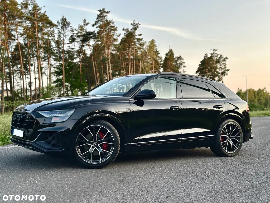 Audi Q8 - 9