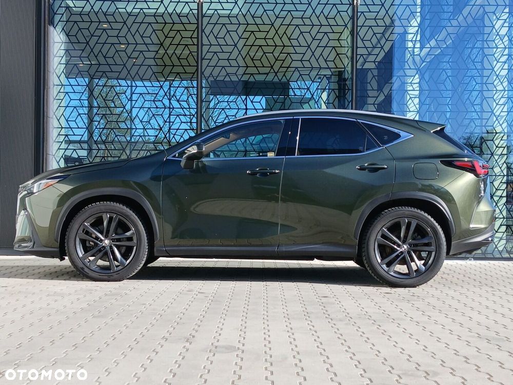 Lexus NX - 3