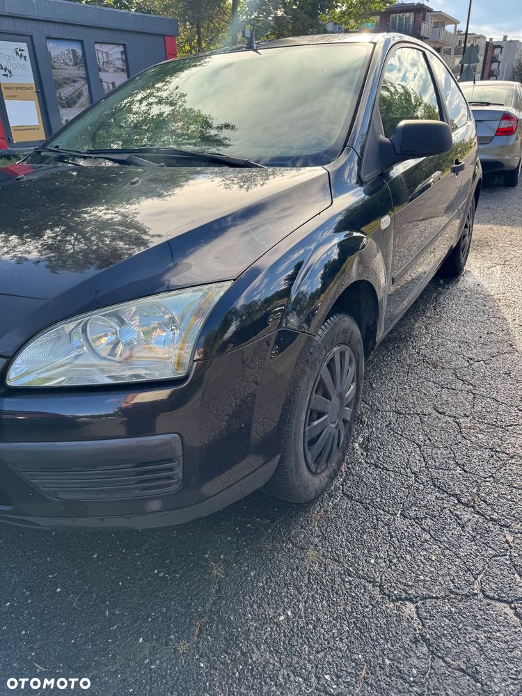 Ford Focus 1.8 Trend - 3