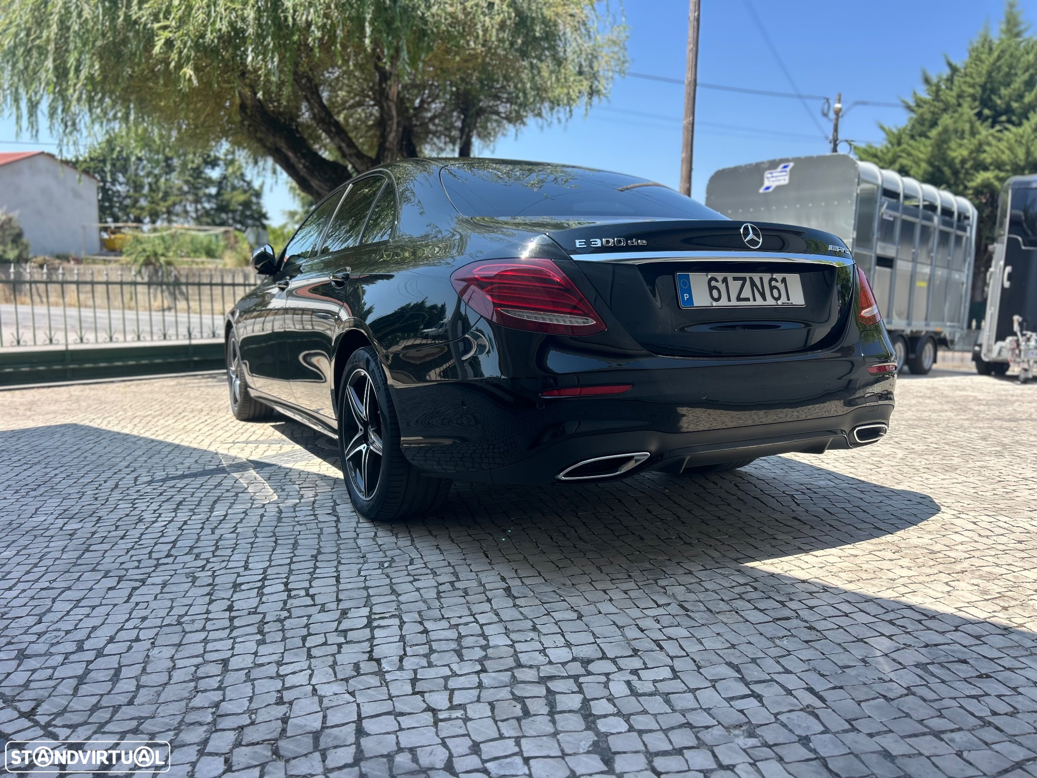 Mercedes-Benz E 300 de AMG Line - 8