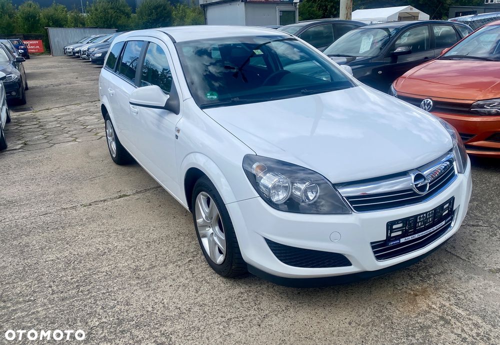 Opel Astra 1.4 Caravan Edition 111 Jahre - 31