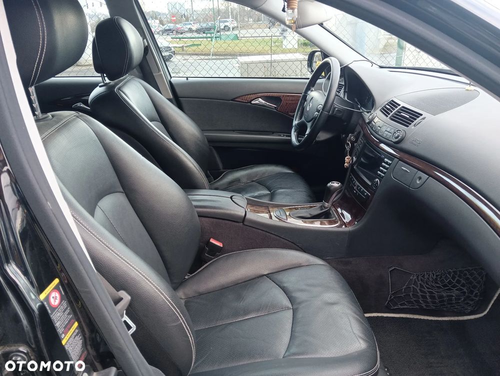 Mercedes-Benz Klasa E - 8