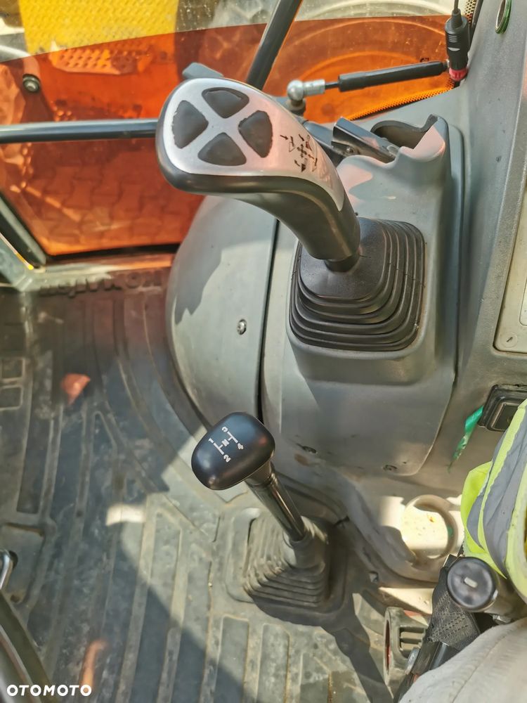 Komatsu WB 93S-5E0 - 10