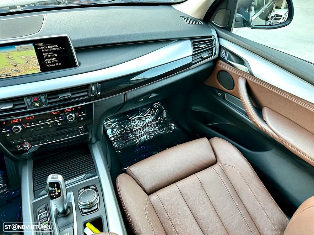 BMW X5 xDrive40e - 22
