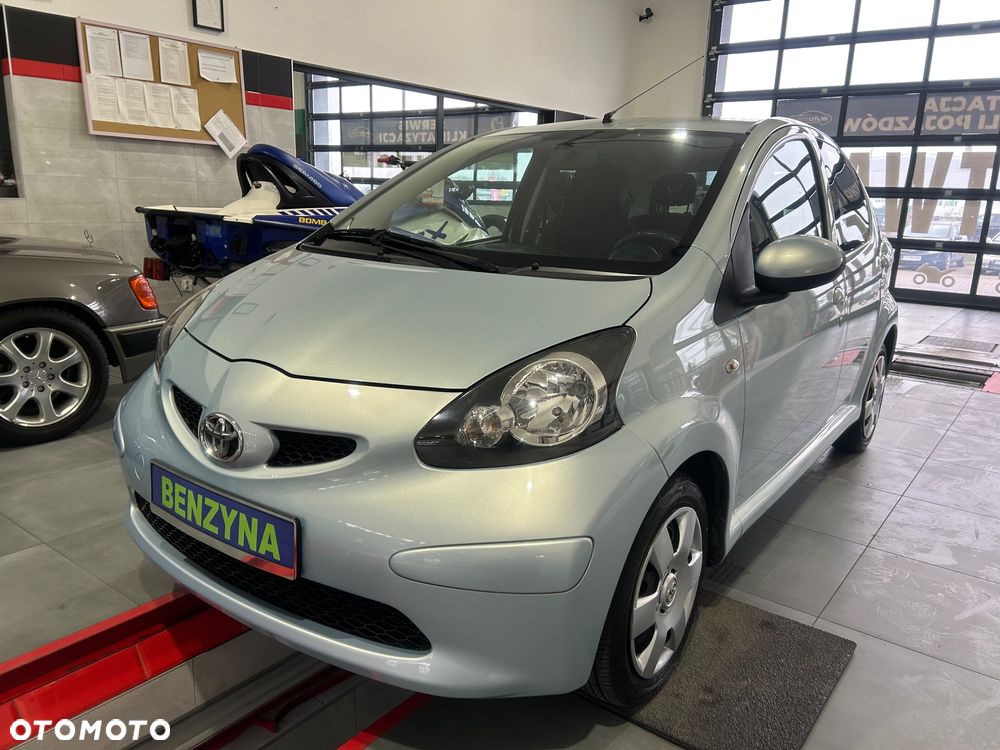 Toyota Aygo City - 1
