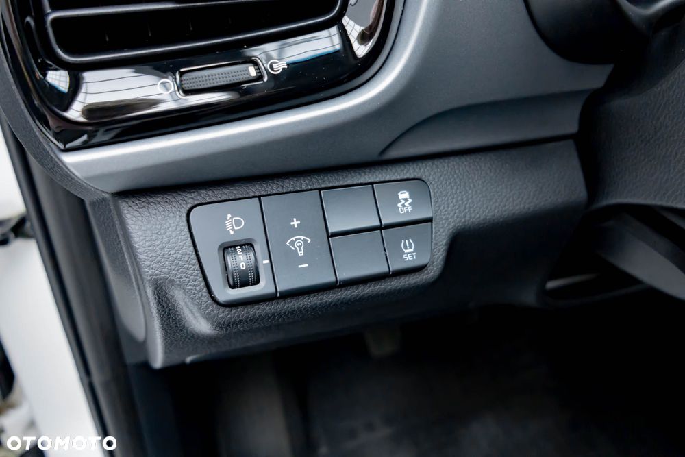 Kia Stonic 1.4 L - 37