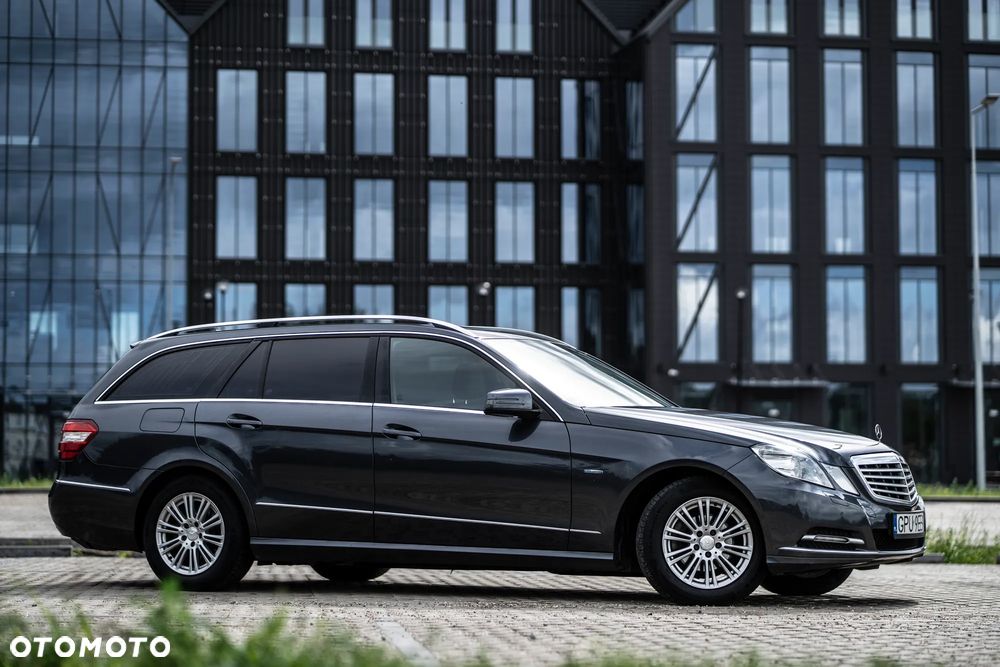 Mercedes-Benz Klasa E 220 CDI 7G-TRONIC Elegance - 18