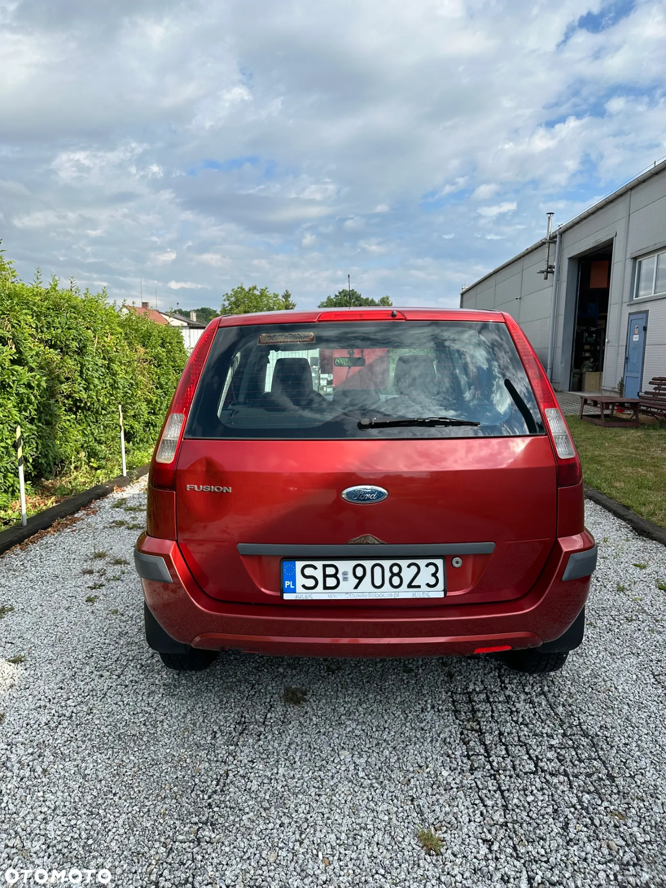 Ford Fusion - 2
