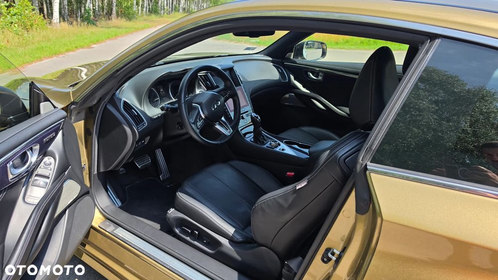 Infiniti Q60 2.0t Sport - 12