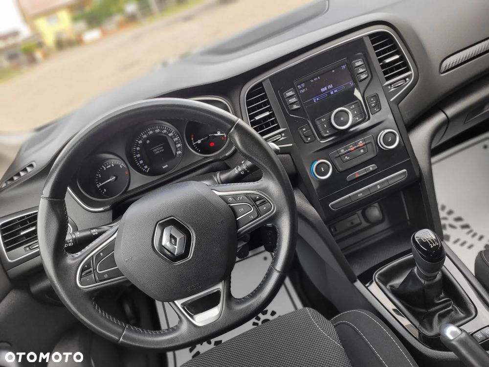 Renault Megane - 24