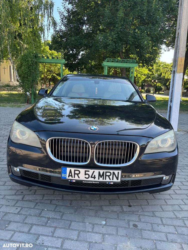 BMW Seria 7 740d xDrive Aut. - 13