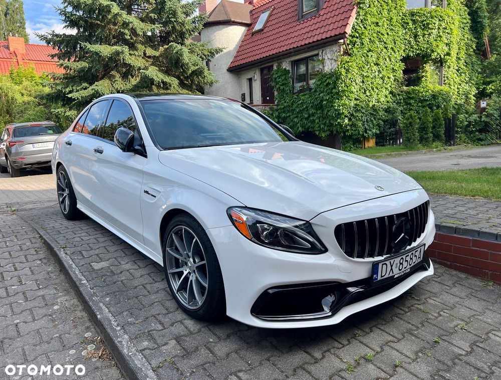 Mercedes-Benz Klasa C AMG 63 AMG Speedshift 7G-MCT - 40
