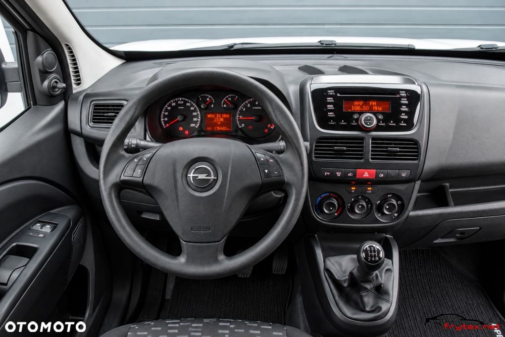 Opel Combo - 26