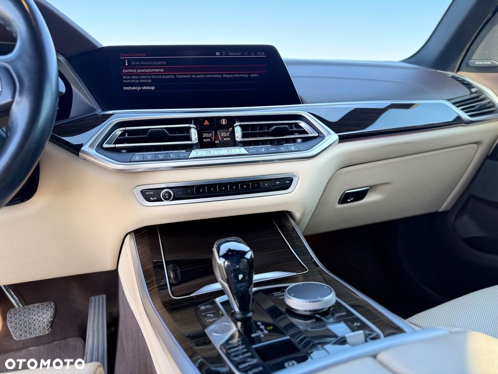 BMW X5 xDrive30d - 23