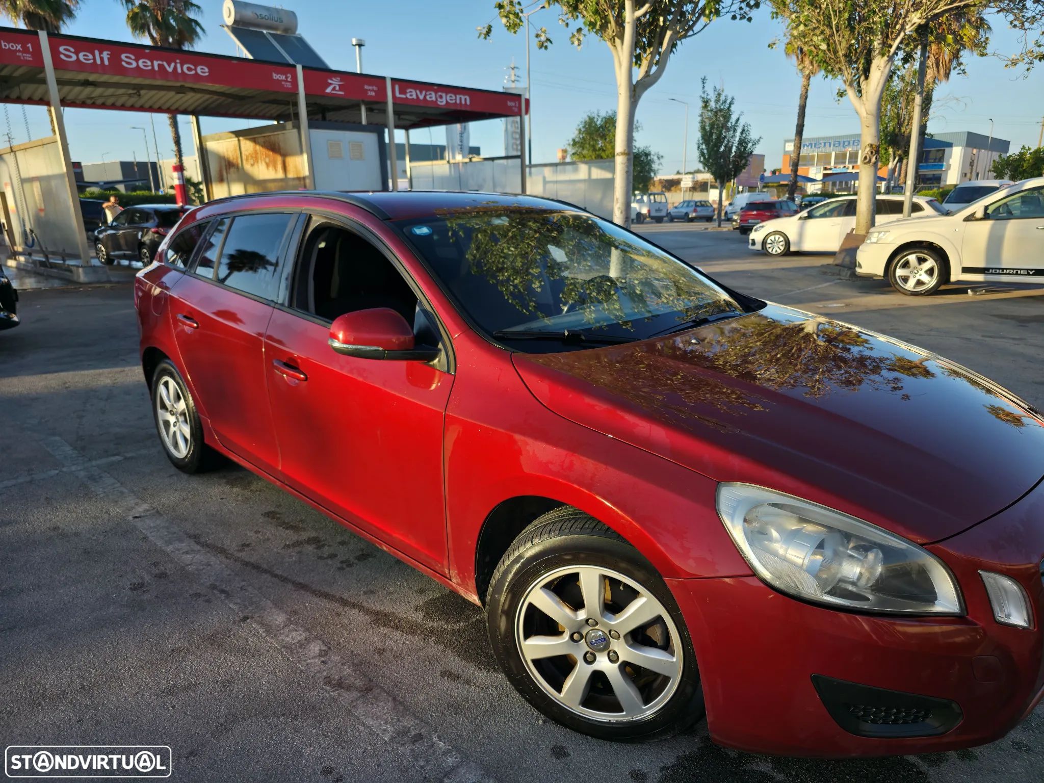 Volvo V60 1.6 D2 Drive Kinetic Start/Stop - 1