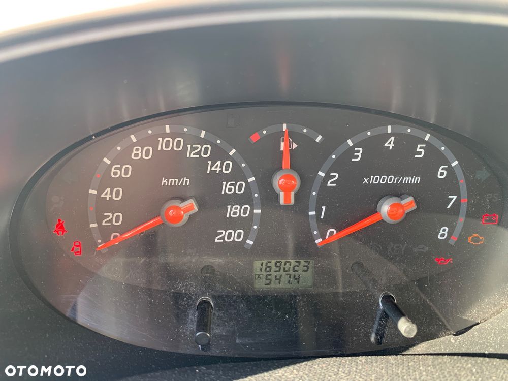 Nissan Micra 1.2 Visia - 9